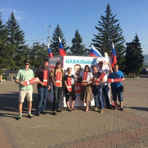 Дебютный агиткуб